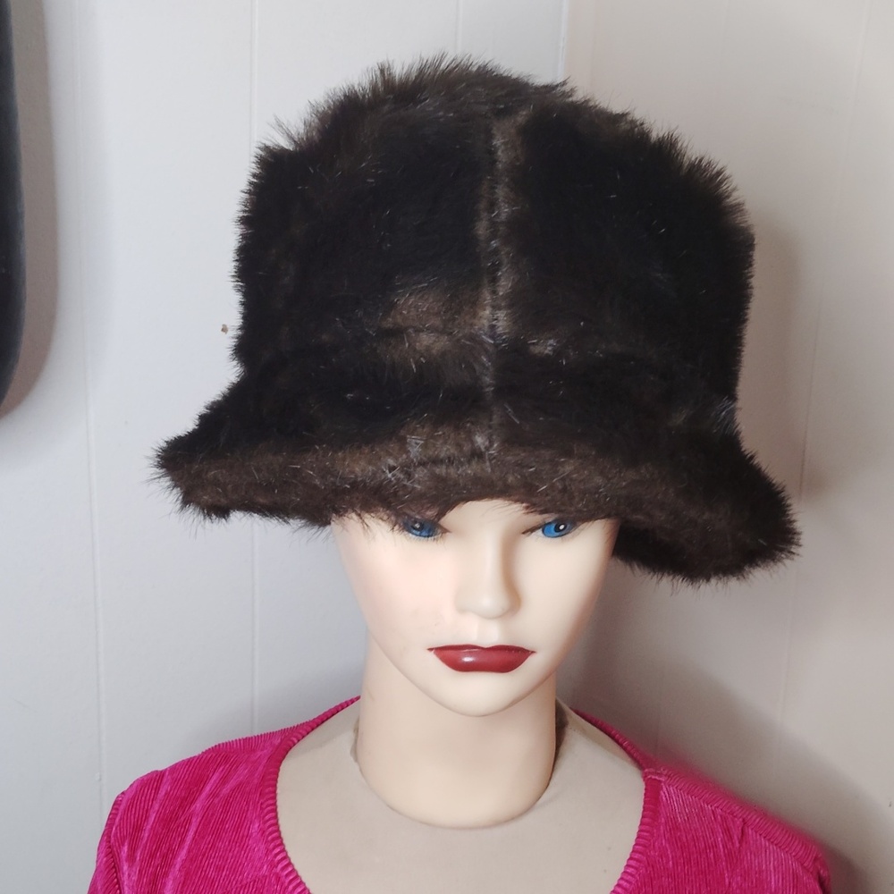 Big Black Faux Fur Hat 30s 40s Style Womens Essential Winter Resort
